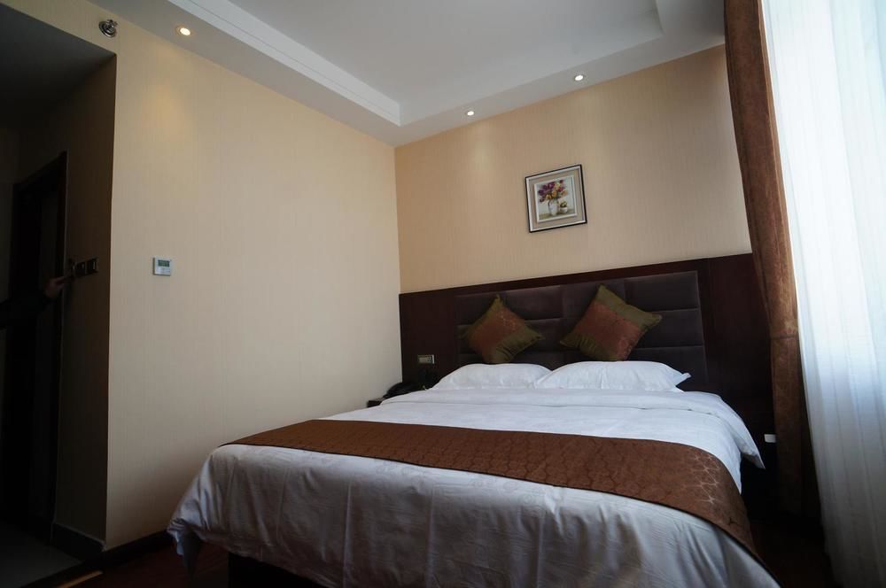 Liaocheng Sunshine Holiday Hotel מראה חיצוני תמונה