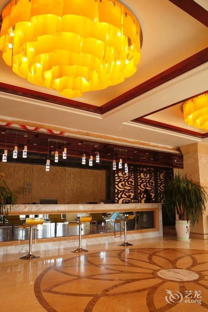 Liaocheng Sunshine Holiday Hotel מראה חיצוני תמונה