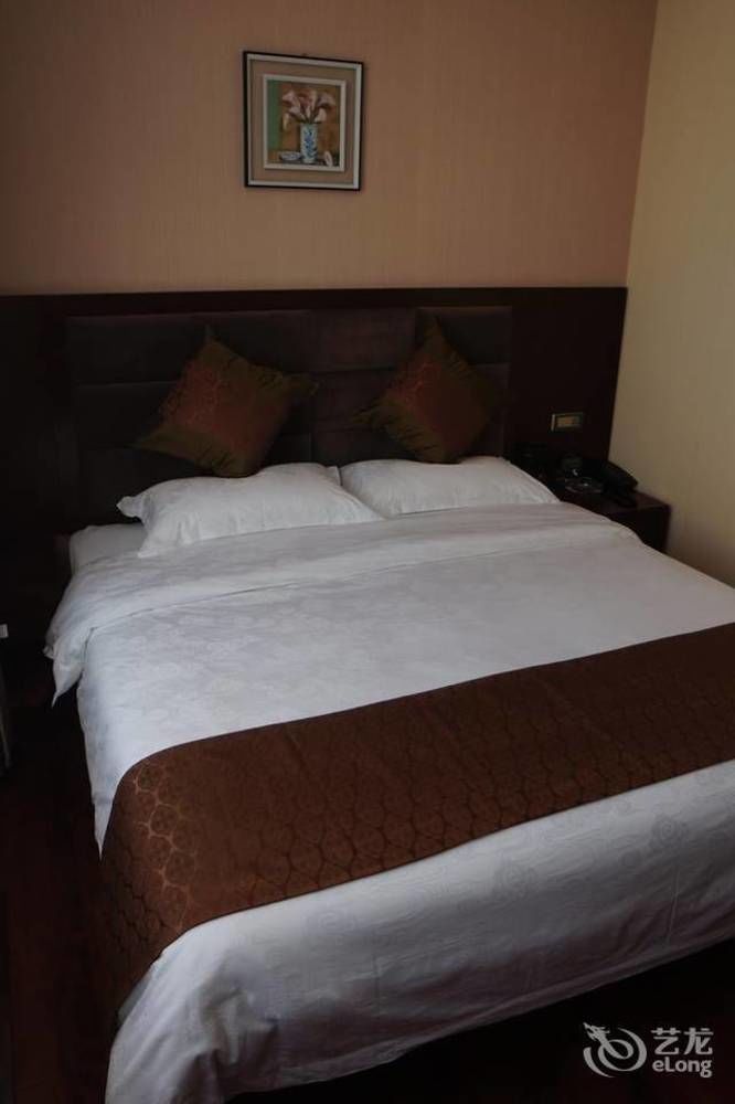 Liaocheng Sunshine Holiday Hotel מראה חיצוני תמונה